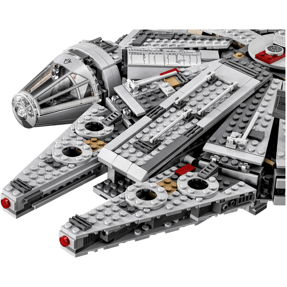 STAR WARS Millennium Falcon Bricks Set